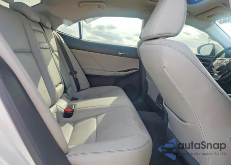 2016 Lexus Is 200T z USA, uszkodzony, nr VIN JTHBA1D24G5004636